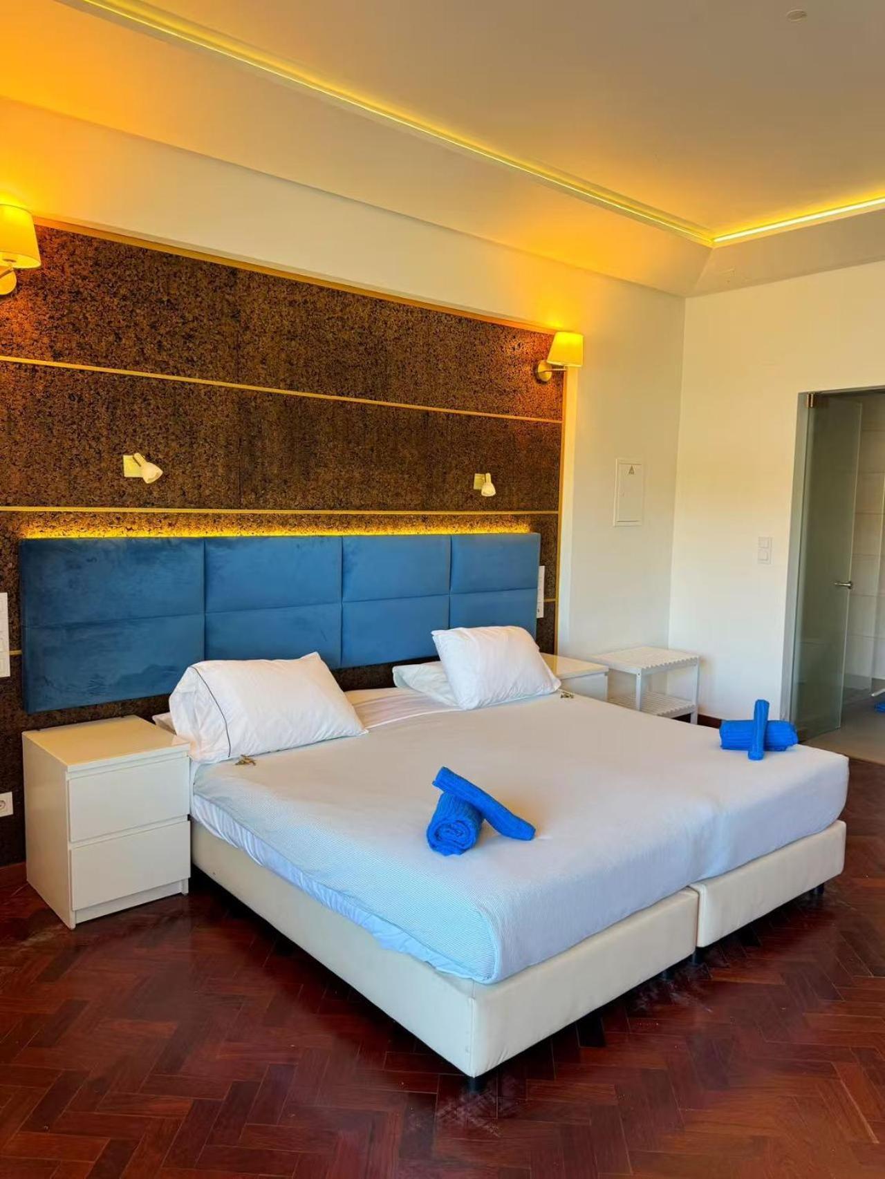 Republica83-lisbonhome Guest house *